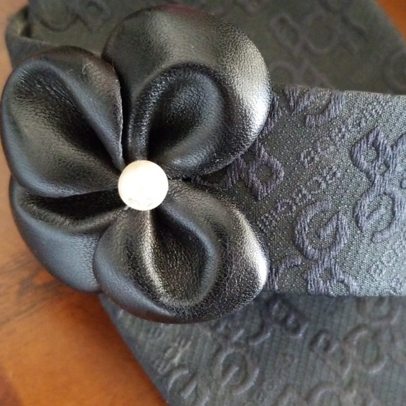 BCBG Rischia Black Logo sandals - Picture 3 of 8